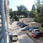 شقة Dijana 1 *