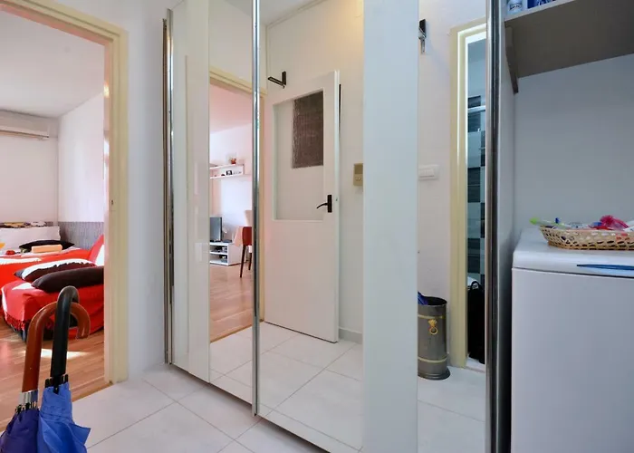 Apartment Dijana 1 Split