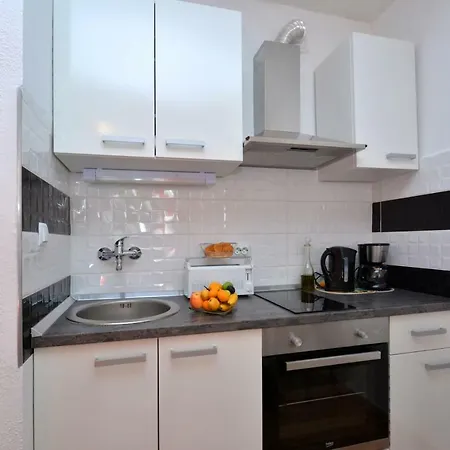 Apartment Dijana 1